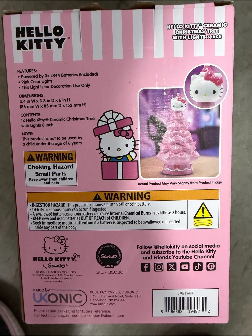 NWT Hello Kitty Pink Ceramic Holiday Tree Sw Lights